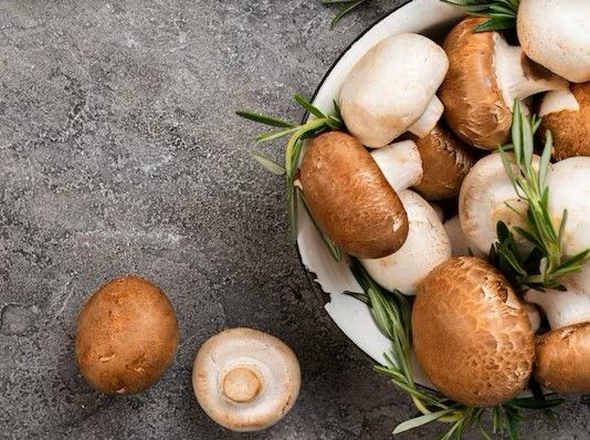 top-view-potatoes-in-bowl_23-2148516817.jpg